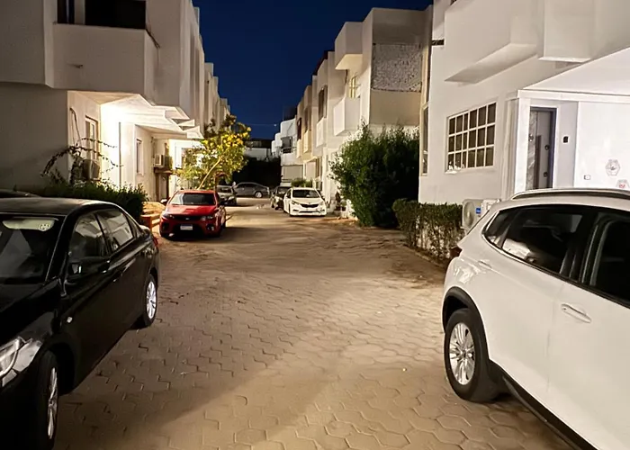 Criss Naama Bay